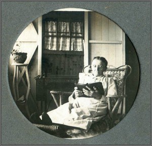 Mary Fleischmann, on the verandah of her house ‘Shilliday’, at Woodend - Image courtesy of Picture Ipswich. 