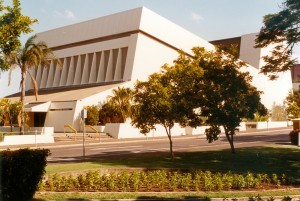 Civic Centre, Ipswich early 1980s. Image Courtesy of Picture Ipswich