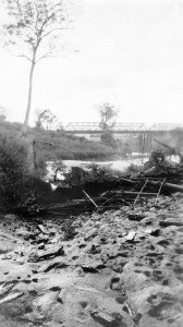 Remains of Percy Manders’ Eclipse (boat) - Image courtesy of Picture Ipswich