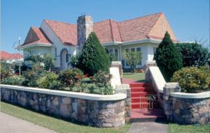 Home on the corner of Fox Street and Brisbane Street, Newtown, Ipswich, 1969. Image courtesy of Picture Ipswich.
