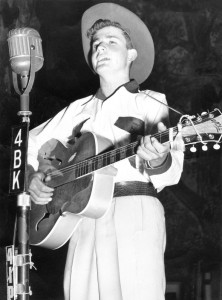 Milton Vogel performing at the Australian Amateur Hour in Ipswich, 1947 (image courtesy of Picture Ipswich)